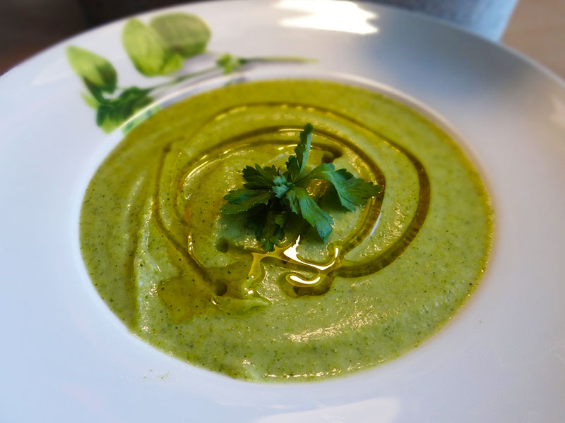 Supă cremă de brocoli