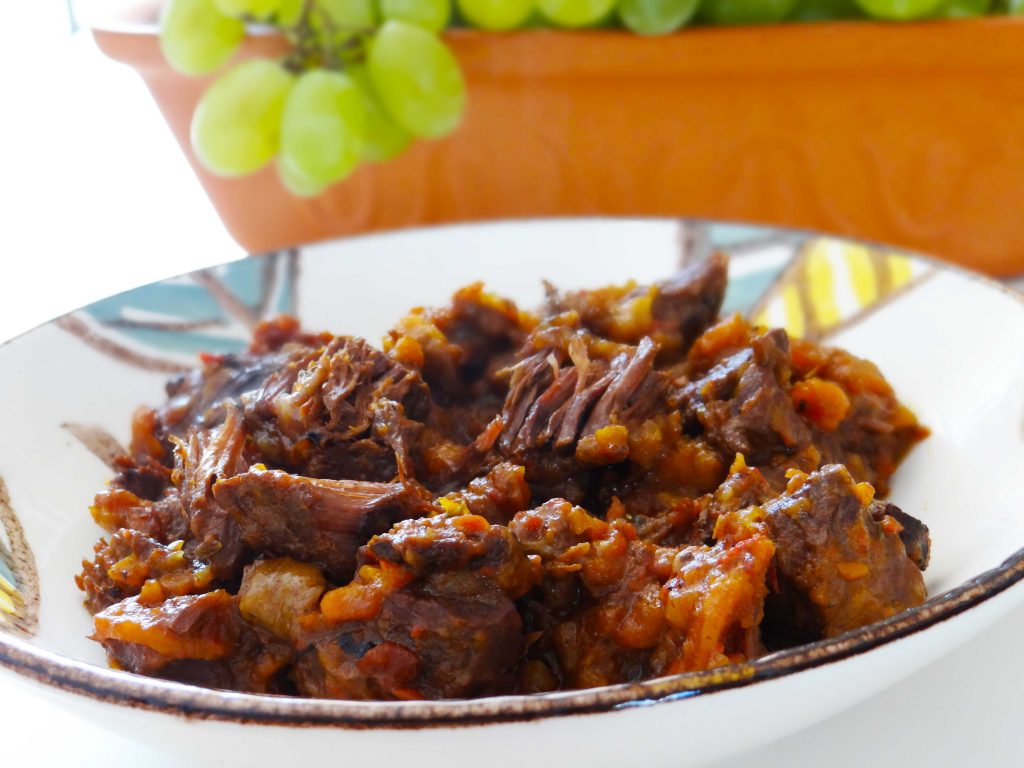 Tocană de vită-slow cooked