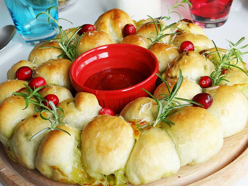 Mini chifle cu pesto și mozzarella